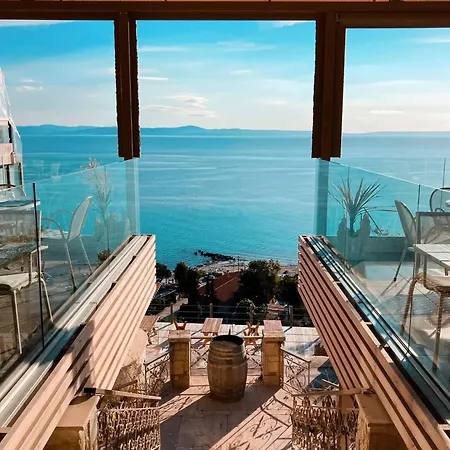 Rigas Boutique & 아피토스